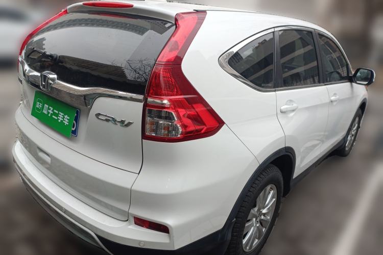 Used Honda CR-V 2015 2.0L two-wheel drive urban version Rear Right 45 Deg