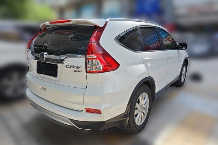 Used Honda CR-V 2015 2.0L two-wheel drive Fashion Edition Rear Right 45 Deg