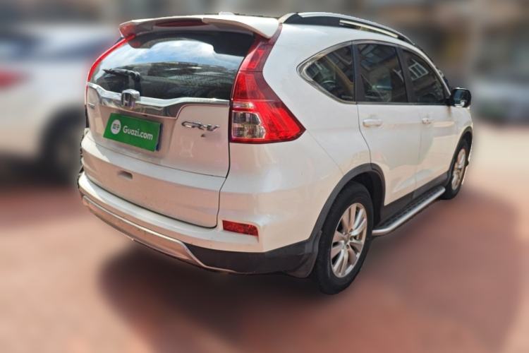 Used Honda CR-V 2015 2.0L two-wheel drive Fashion Edition Rear Right 45 Deg