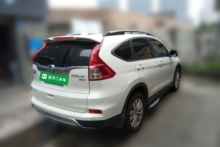 Used Honda CR-V 2015 2.0L two-wheel drive Fashion Edition Rear Right 45 Deg