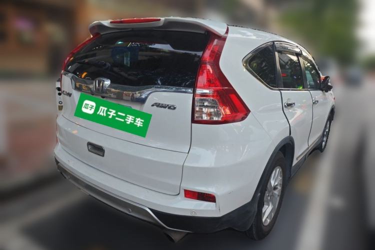 Used Honda CR-V 2015 2.4L two-wheel drive luxury version Rear Right 45 Deg