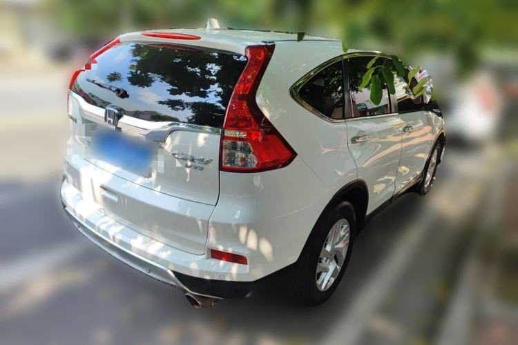 Used Honda CR-V 2015 2.4L two-wheel drive luxury version Rear Right 45 Deg