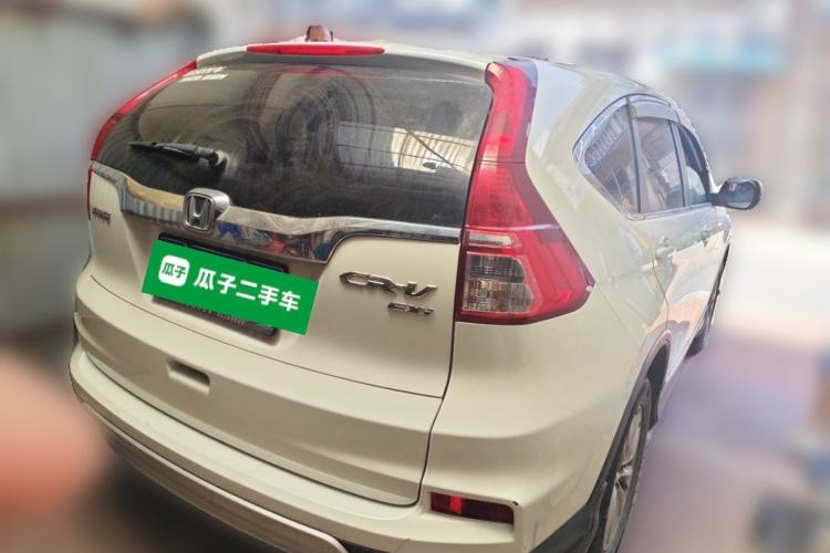 Used Honda CR-V 2015 2.0L two-wheel drive Fashion Edition Rear Right 45 Deg