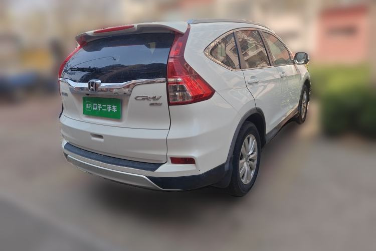 Used Honda CR-V 2015 2.0L two-wheel drive Fashion Edition Rear Right 45 Deg