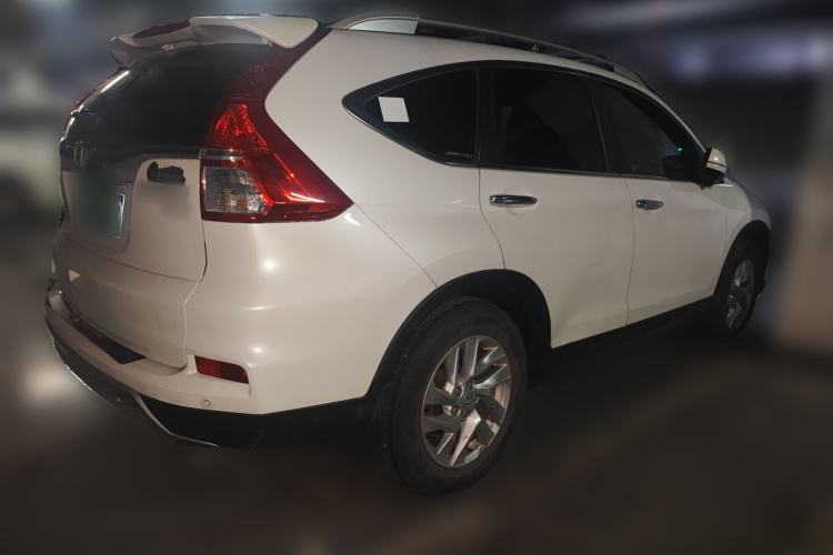 Used Honda CR-V 2015 2.4L two-wheel drive luxury version Rear Right 45 Deg