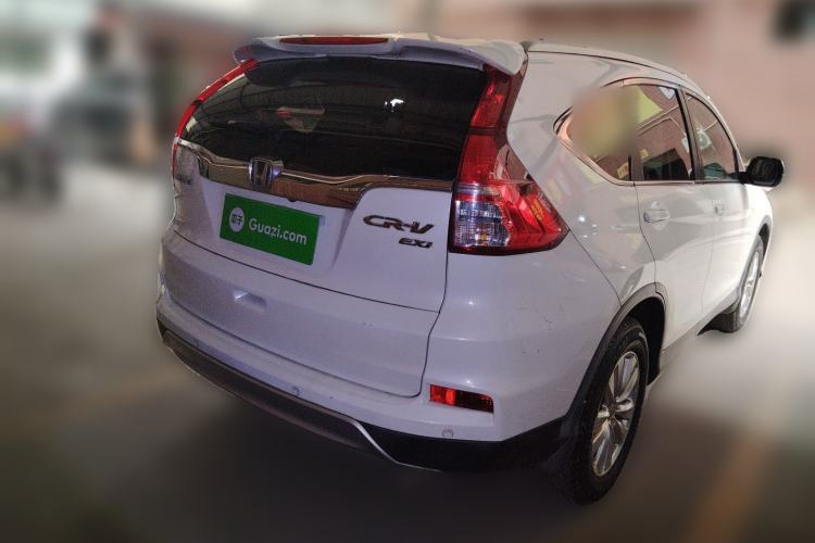 Used Honda CR-V 2015 2.0L two-wheel drive Fashion Edition Rear Right 45 Deg
