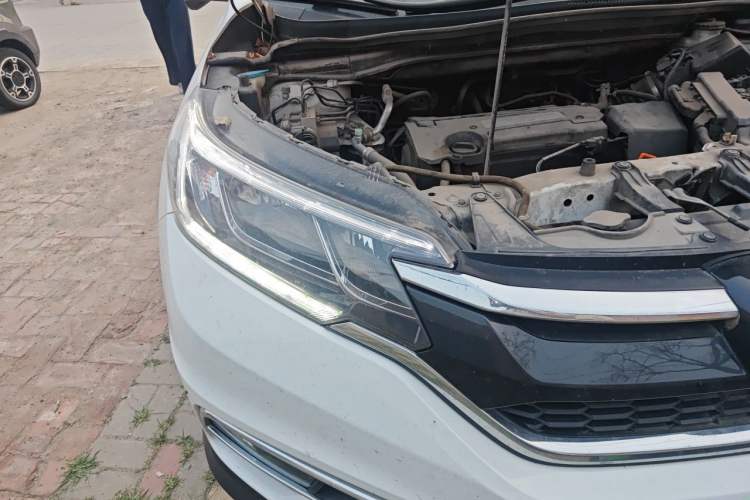 Used Honda CR-V 2015 2.4L two-wheel drive luxury version Right Front Headlight