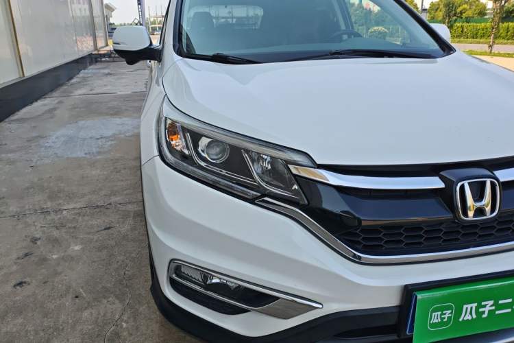 Used Honda CR-V 2015 2.4L two-wheel drive luxury version Right Front Headlight
