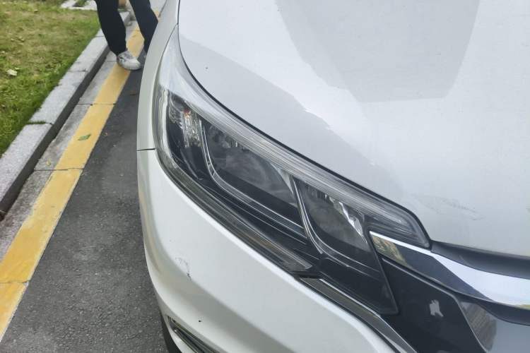 Used Honda CR-V 2015 2.0L two-wheel drive Fashion Edition Right Front Headlight