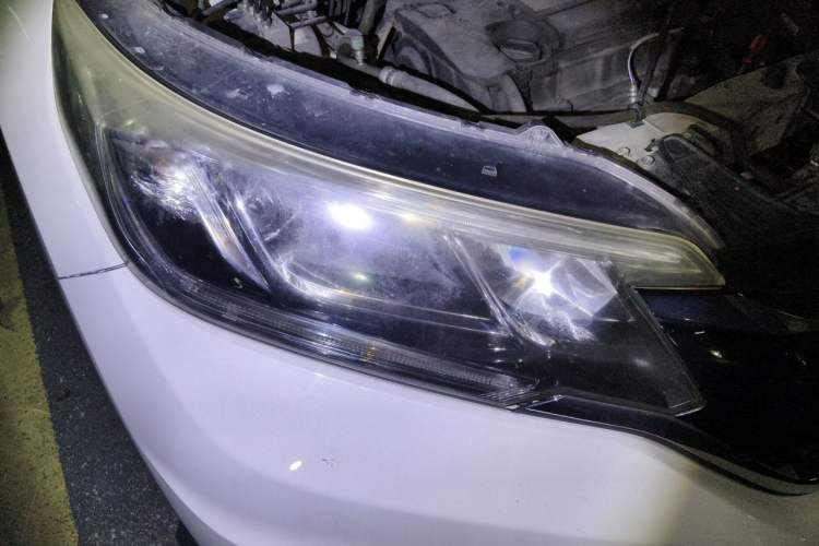 Used Honda CR-V 2015 2.4L two-wheel drive luxury version Right Front Headlight