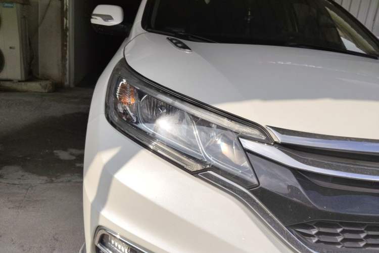 Used Honda CR-V 2015 2.0L two-wheel drive Fashion Edition Right Front Headlight