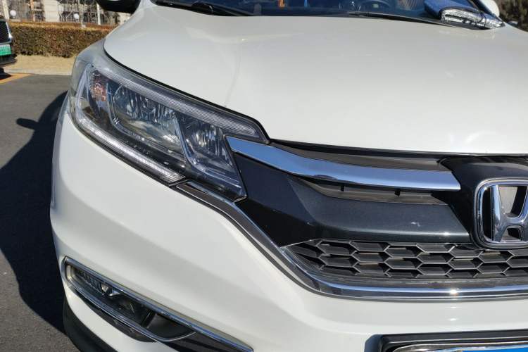 Used Honda CR-V 2015 2.0L two-wheel drive Fashion Edition Right Front Headlight