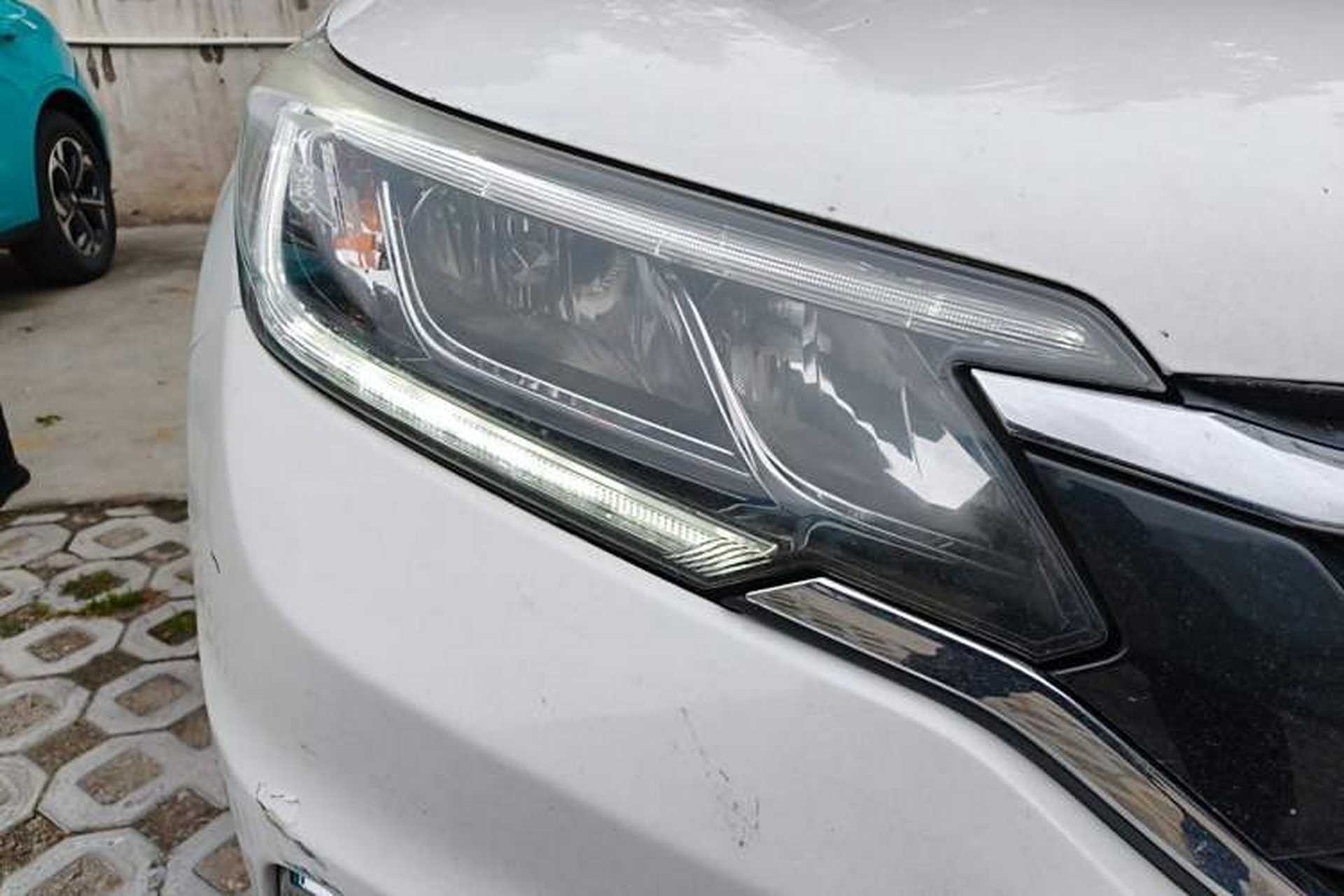 Used Honda CR-V 2015 2.0L Four-Wheel Drive Fashion Edition Right Front Headlight