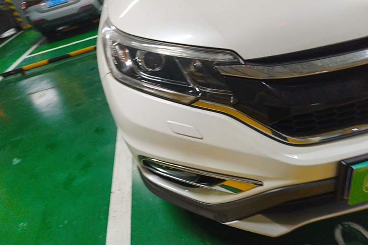 Used Honda CR-V 2015 2.4L Four-Wheel Drive Prestige Edition Right Front Headlight