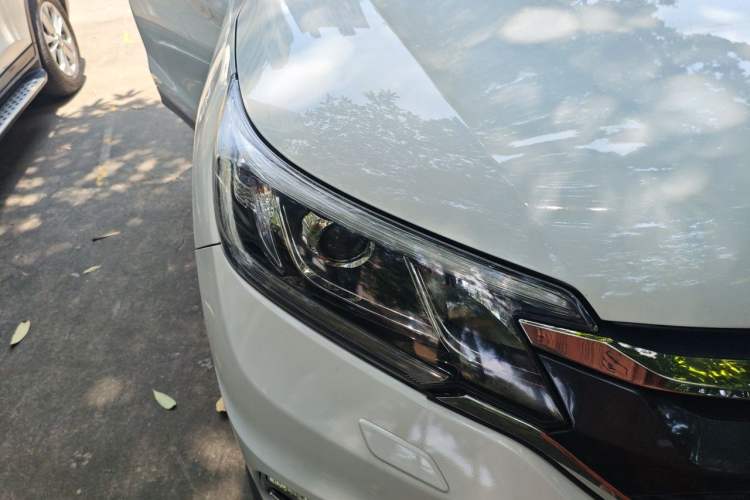 Used Honda CR-V 2015 2.4L Four-Wheel Drive Prestige Edition Right Front Headlight
