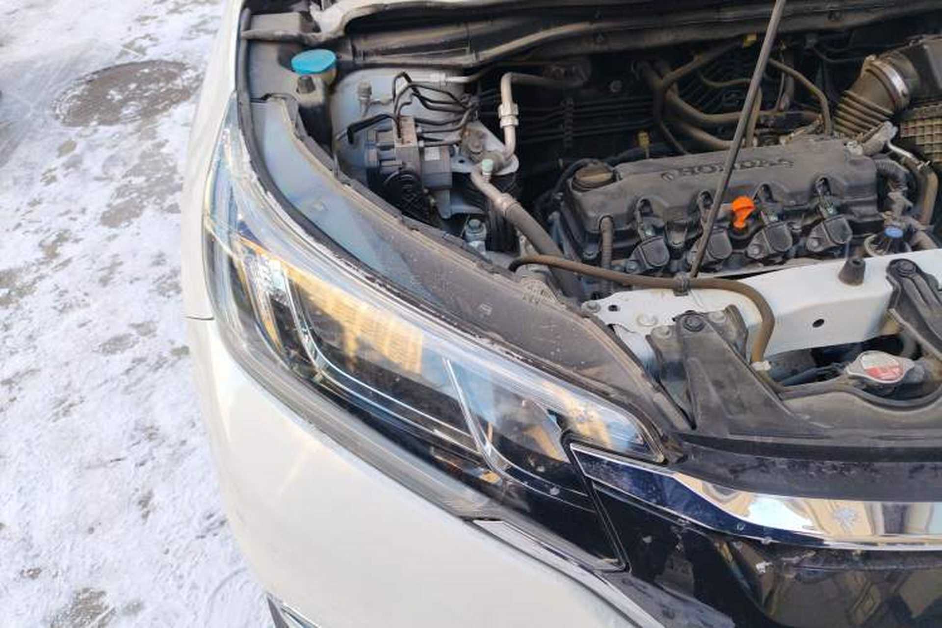 Used Honda CR-V 2015 2.0L two-wheel drive urban version Right Front Headlight