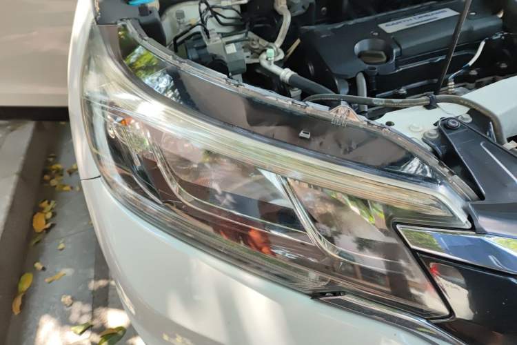 Used Honda CR-V 2015 2.4L two-wheel drive luxury version Right Front Headlight