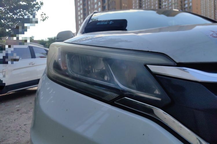 Used Honda CR-V 2015 2.4L four-wheel drive luxury version Right Front Headlight