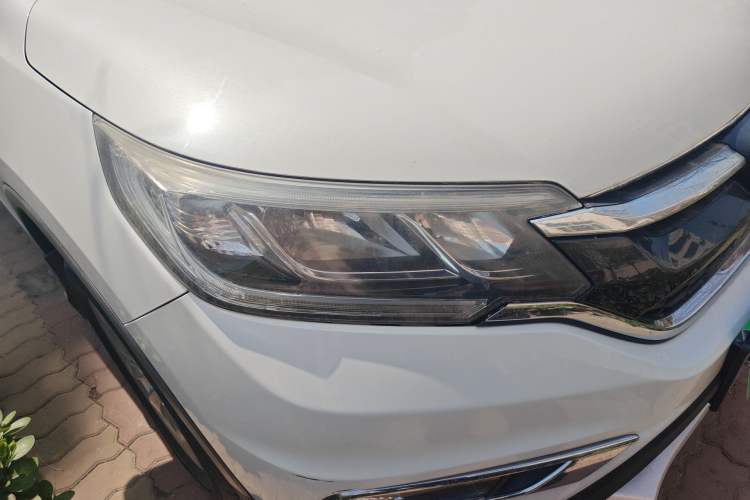 Used Honda CR-V 2015 2.0L two-wheel drive Fashion Edition Right Front Headlight