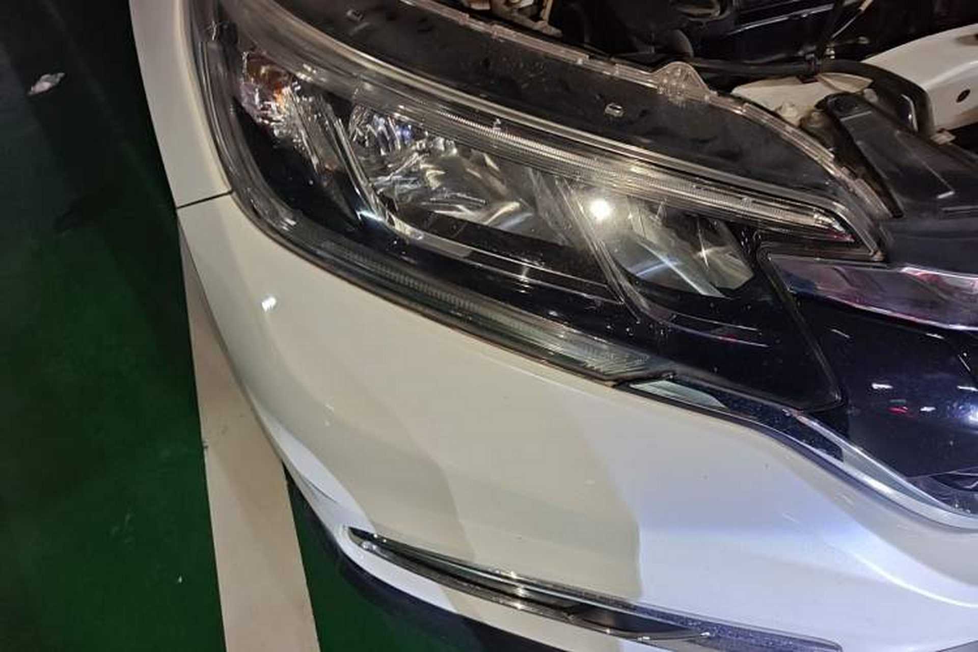 Used Honda CR-V 2015 2.4L four-wheel drive luxury version Right Front Headlight