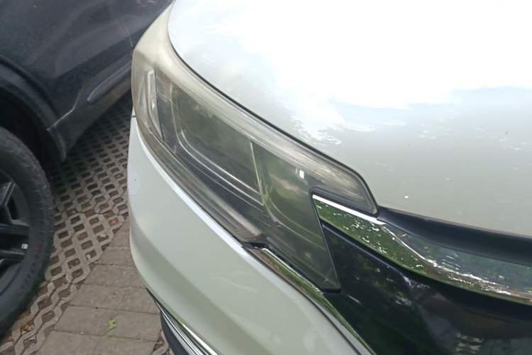 Used Honda CR-V 2015 2.4L four-wheel drive luxury version Right Front Headlight