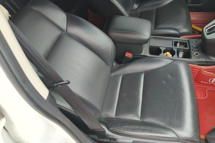 Used Honda CR-V 2015 2.4L two-wheel drive luxury version Right Front Seat