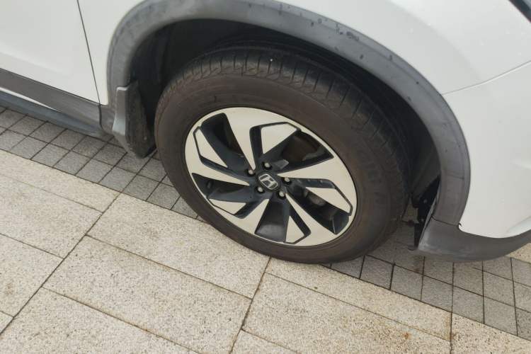 Used Honda CR-V 2015 2.4L Four-Wheel Drive Prestige Edition Right Front Wheel Hub