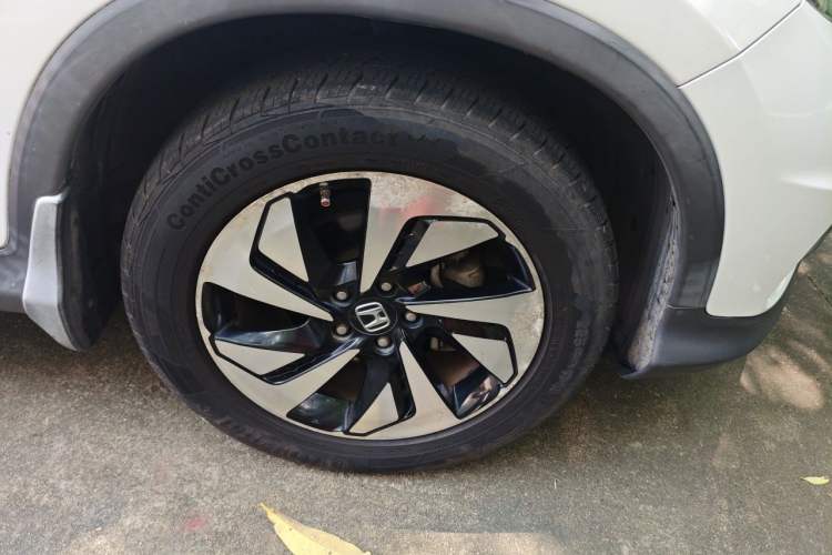 Used Honda CR-V 2015 2.4L Four-Wheel Drive Prestige Edition Right Front Wheel Hub
