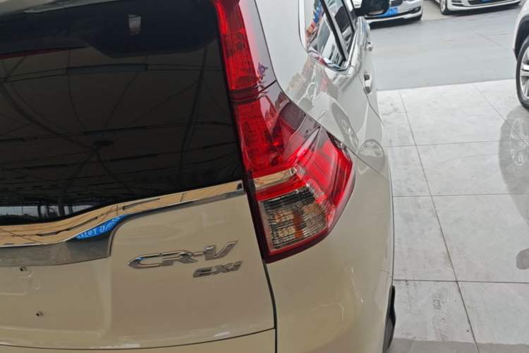 Used Honda CR-V 2015 2.0L two-wheel drive Fashion Edition Right Rear Taillight