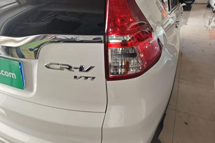 Used Honda CR-V 2015 2.4L two-wheel drive luxury version Right Rear Taillight