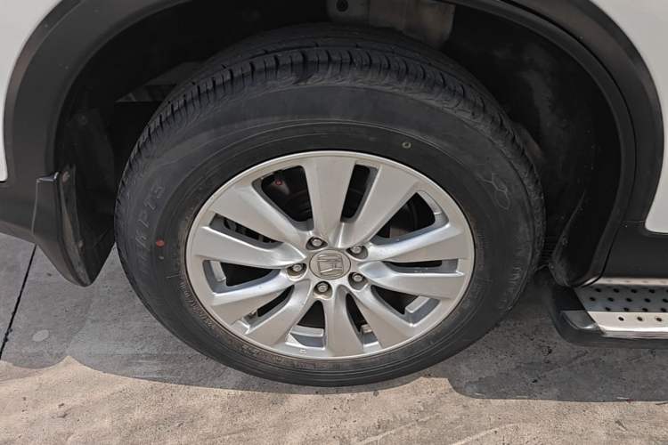 Used Honda CR-V 2015 2.0L two-wheel drive Fashion Edition Right Rear Wheel Hub