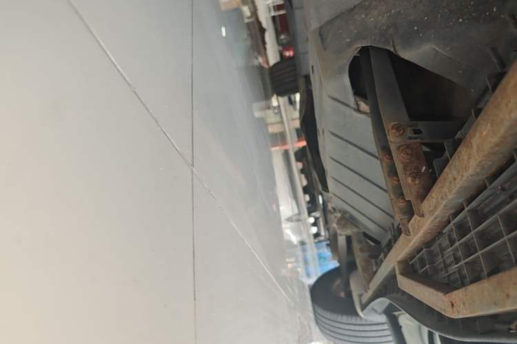 Used Honda CR-V 2015 2.0L two-wheel drive Fashion Edition Right Side Sill