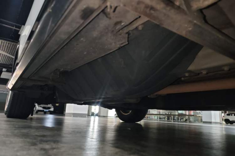Used Honda CR-V 2015 2.0L two-wheel drive Fashion Edition Right Side Sill