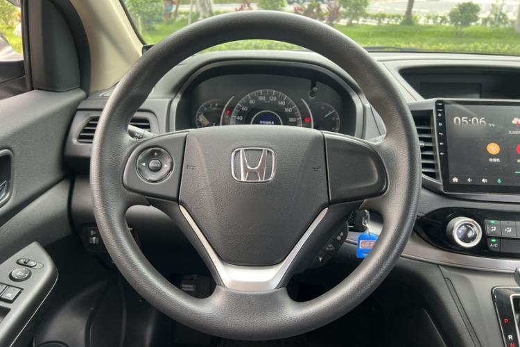 Used Honda CR-V 2015 2.0L two-wheel drive urban version Steering Wheel