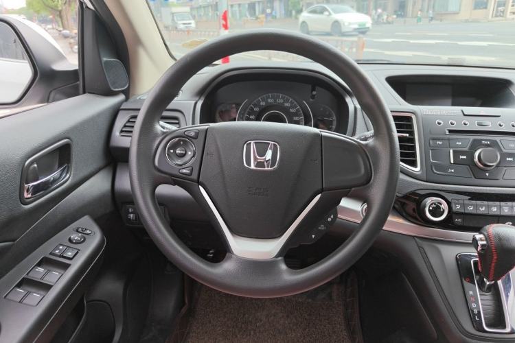 Used Honda CR-V 2015 2.0L two-wheel drive Fashion Edition Steering Wheel
