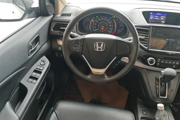 Used Honda CR-V 2015 2.0L two-wheel drive Fashion Edition Steering Wheel