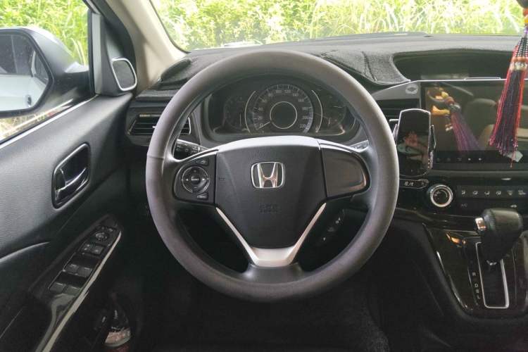 Used Honda CR-V 2015 2.0L two-wheel drive Fashion Edition Steering Wheel