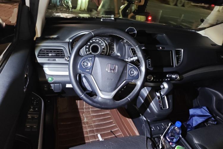Used Honda CR-V 2015 2.4L two-wheel drive luxury version Steering Wheel