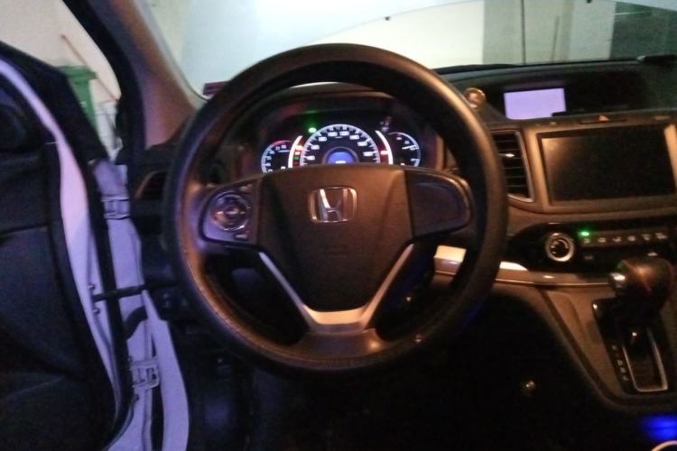 Used Honda CR-V 2015 2.0L two-wheel drive Fashion Edition Steering Wheel
