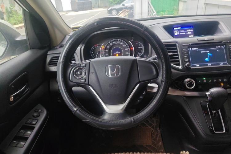 Used Honda CR-V 2015 2.0L two-wheel drive Fashion Edition Steering Wheel