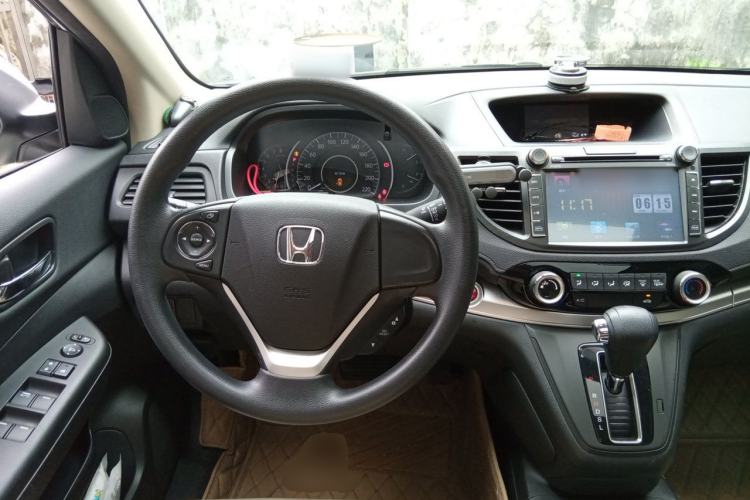 Used Honda CR-V 2015 2.0L two-wheel drive Fashion Edition Steering Wheel