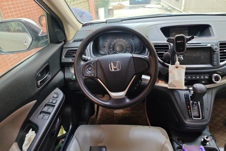 Used Honda CR-V 2015 2.0L two-wheel drive Fashion Edition Steering Wheel