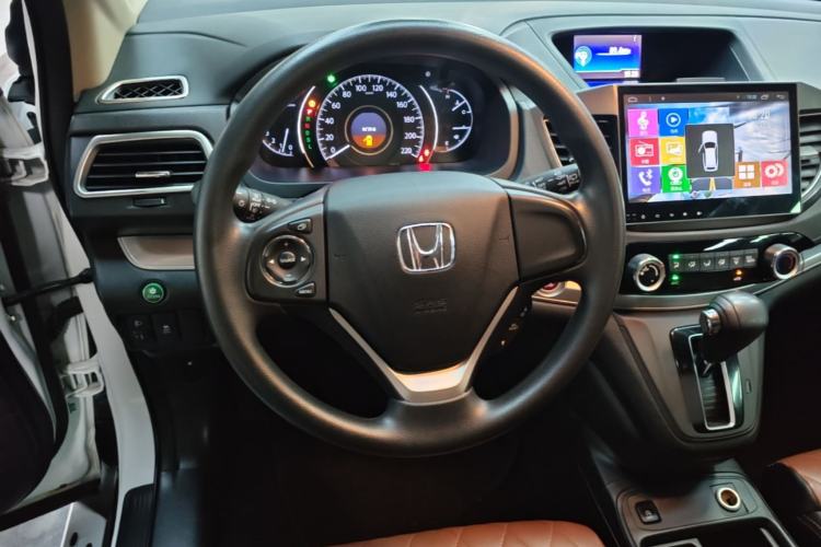 Used Honda CR-V 2015 2.0L two-wheel drive Fashion Edition Steering Wheel