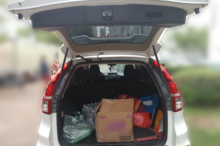 Used Honda CR-V 2015 2.0L two-wheel drive Fashion Edition Trunk