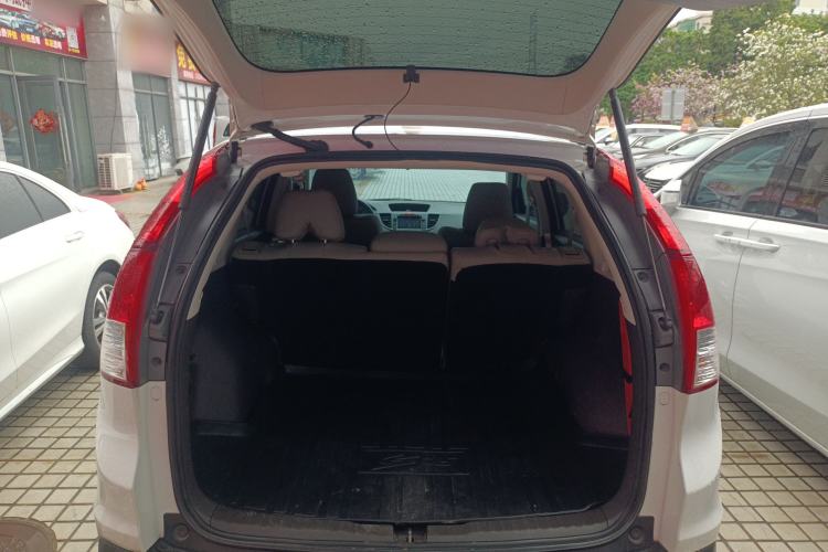 Used Honda CR-V 2015 2.0L 2WD Classic Edition Trunk