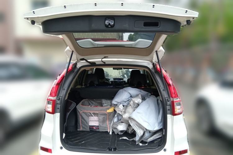 Used Honda CR-V 2015 2.0L two-wheel drive Fashion Edition Trunk