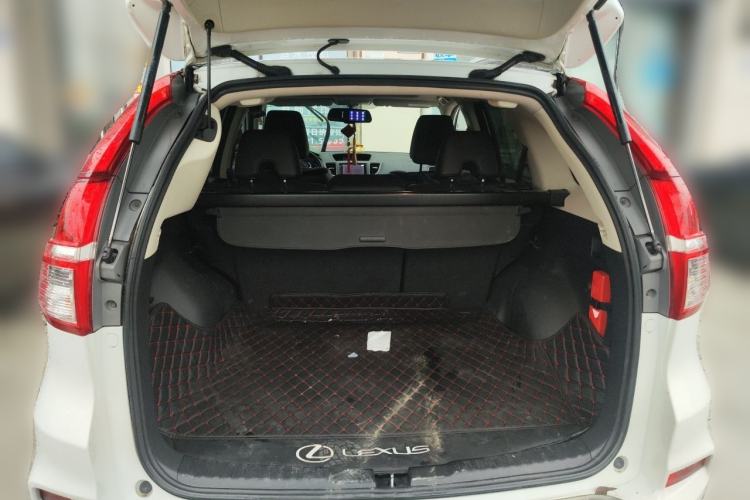 Used Honda CR-V 2015 2.4L Four-Wheel Drive Prestige Edition Trunk