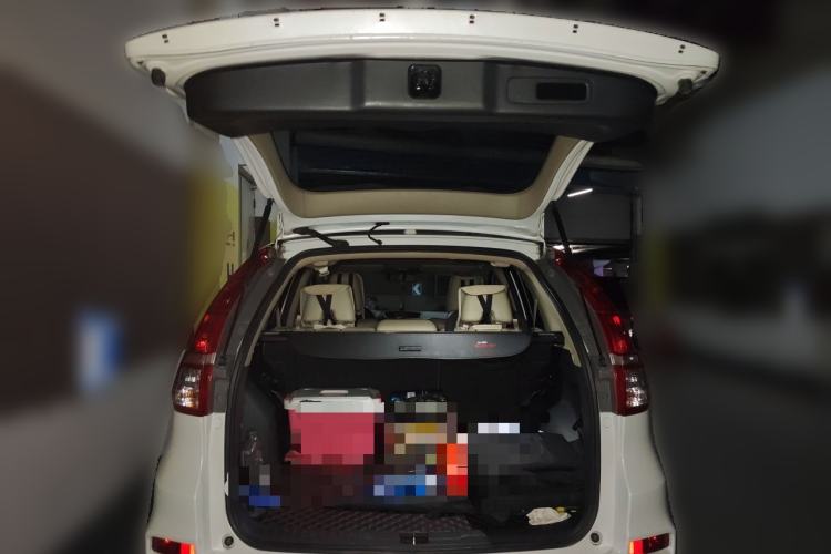Used Honda CR-V 2015 2.4L two-wheel drive luxury version Trunk