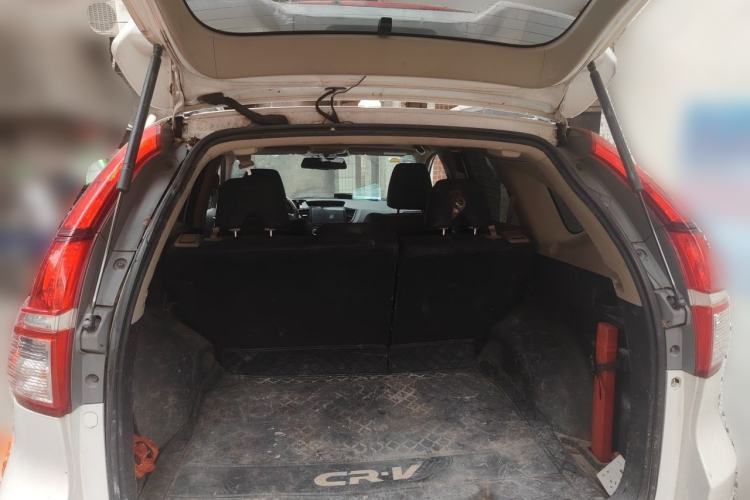 Used Honda CR-V 2015 2.0L two-wheel drive Fashion Edition Trunk
