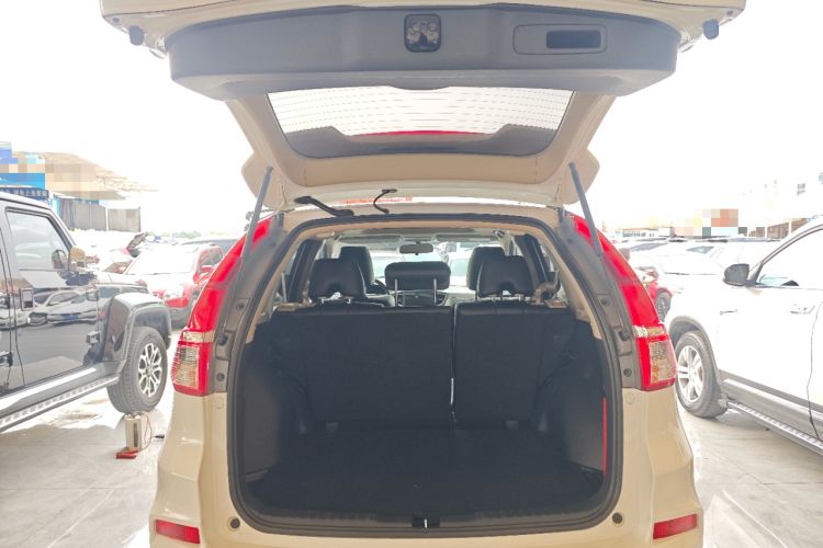 Used Honda CR-V 2015 2.0L two-wheel drive Fashion Edition Trunk
